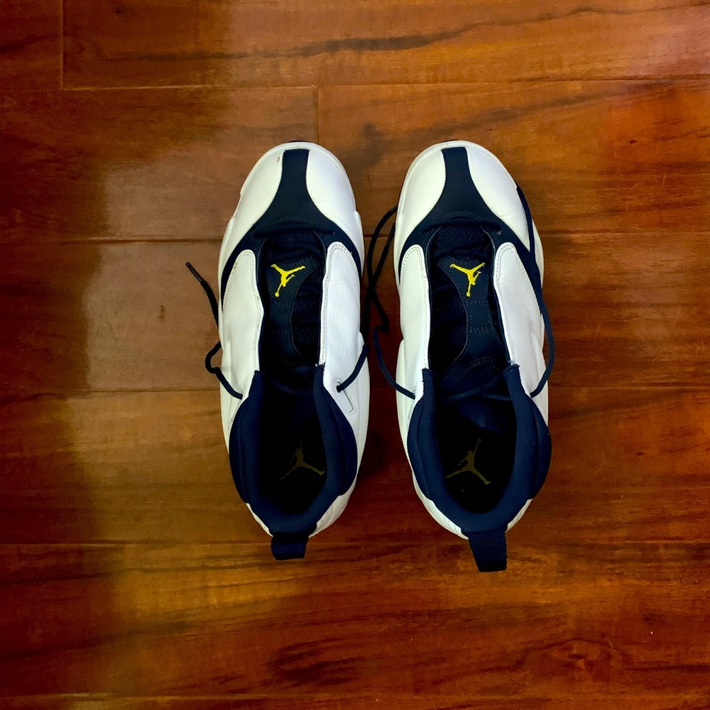 Nike Jordan Quick 23